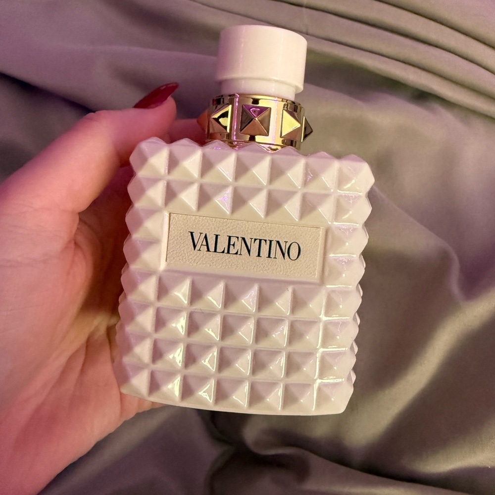 Valentino Born in Roma Donna Rendez-Vous
